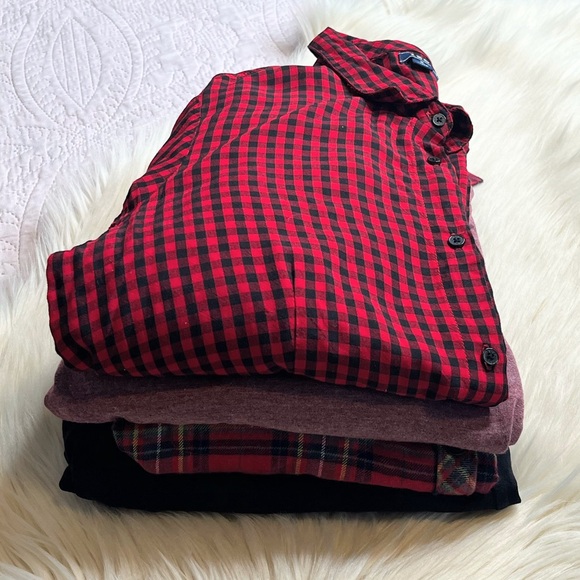 Women’s Long Sleeve Tunic & Plaid Button Up Shirts, Yoga Pants Bundle medium - Picture 2 of 7